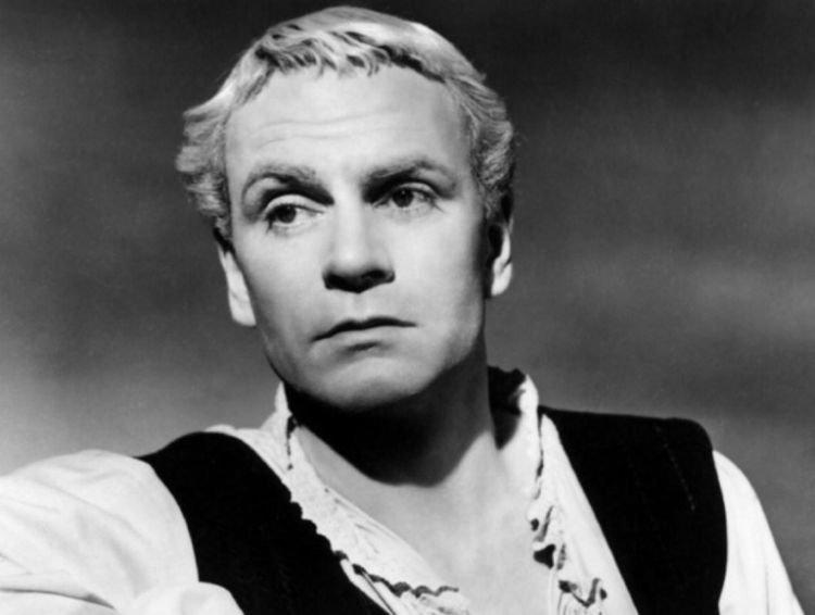 Laurence Olivier - Les plus beaux acteurs du monde dans l'histoire