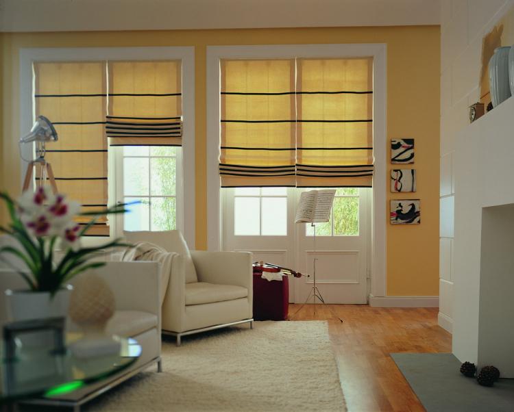 Stores romains - Types de rideaux pour le salon