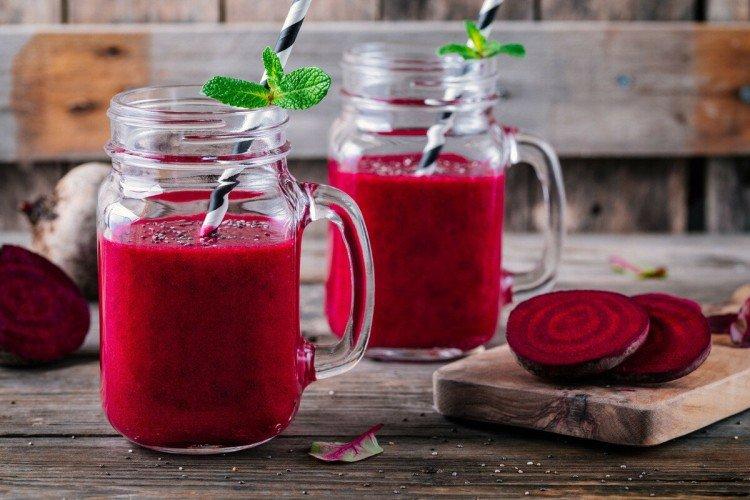 Smoothie aux betteraves et au gingembre pour perdre du poids et nettoyer le corps - recettes