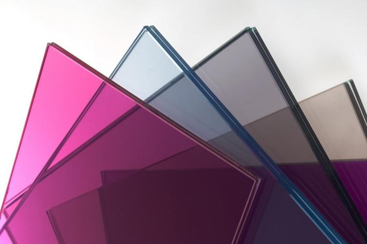 Vitres teintées - Cloisons vitrées dans l'appartement