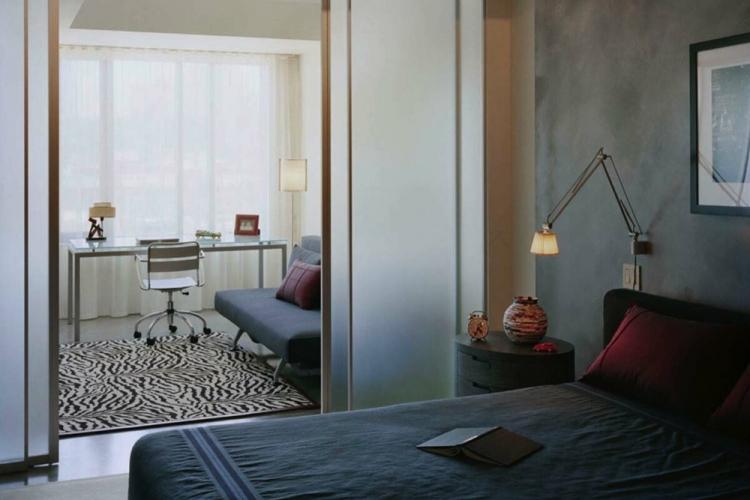 Cloisons vitrées dans la chambre - Design d'intérieur