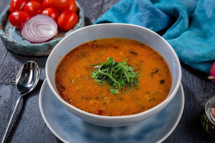 Soupe épaisse de kharcho au poulet - recettes à la maison