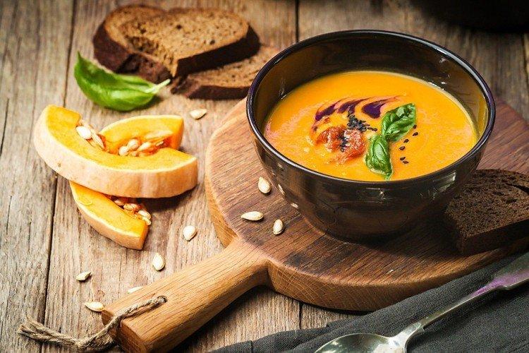 Soupe à la purée de citrouille - délicieuses recettes