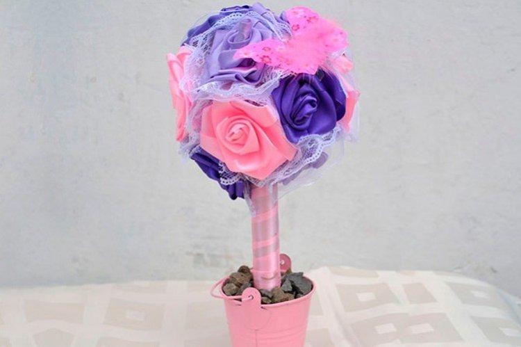 Topiaire de ruban de satin bricolage