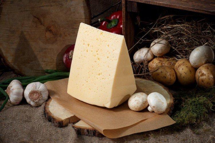 Monastyrsky - Fromage à pâte dure biélorusse