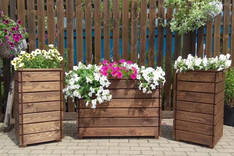 Pots de fleurs d'extérieur en contreplaqué et planches - Comment faire des pots de fleurs à faire soi-même pour les fleurs