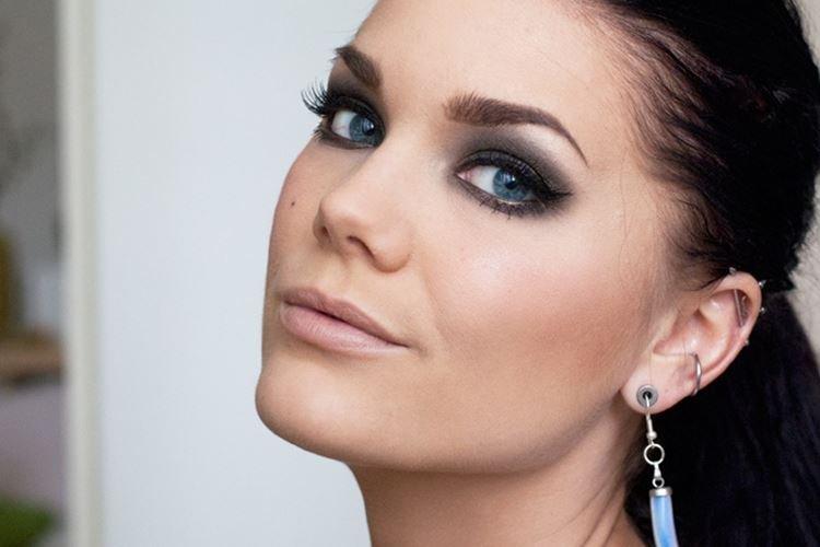 Quelle est la différence entre le maquillage du soir