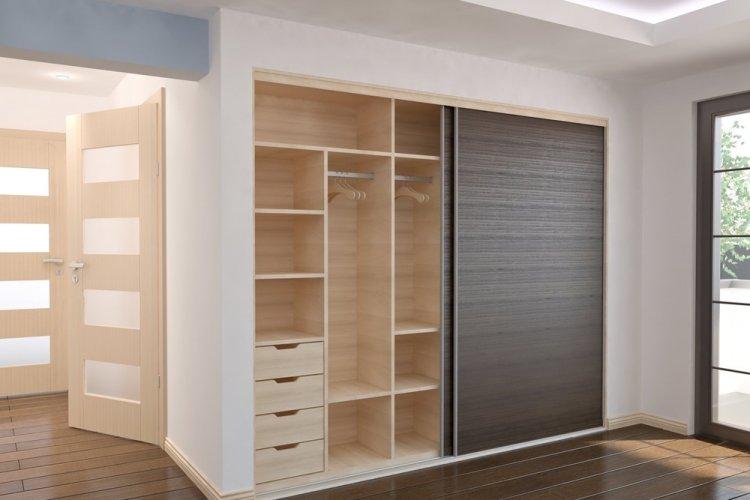 Armoire encastrée à faire soi-même en bois massif