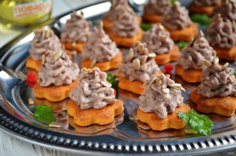 Pâté aux haricots - Collations à la bière à la maison