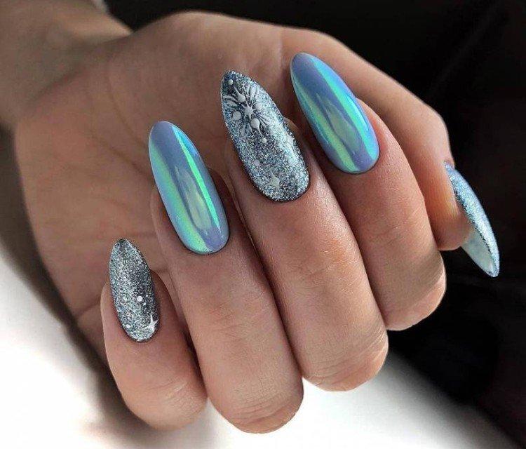 Manucure d'hiver avec frottement 2020-2021