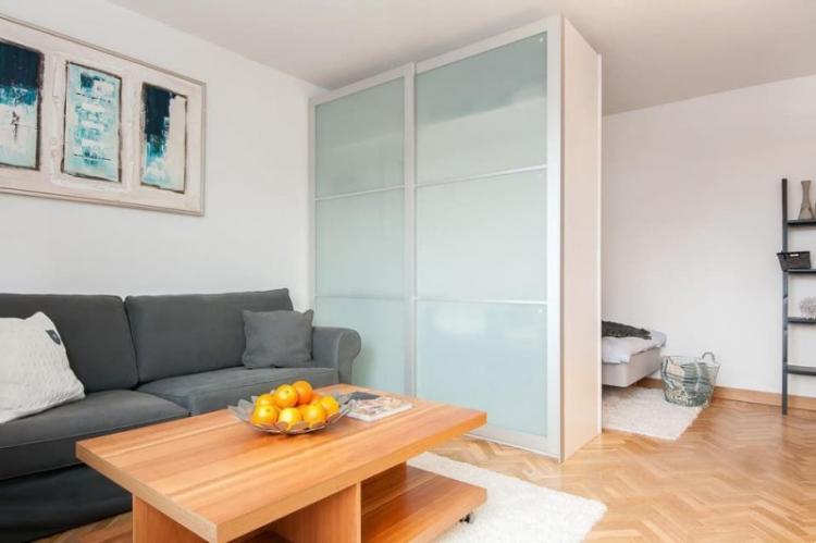 Meubles - zoner une pièce en une chambre et un salon