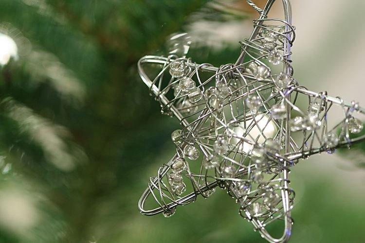 Étoile DIY sur le sapin de Noël - photos et idées