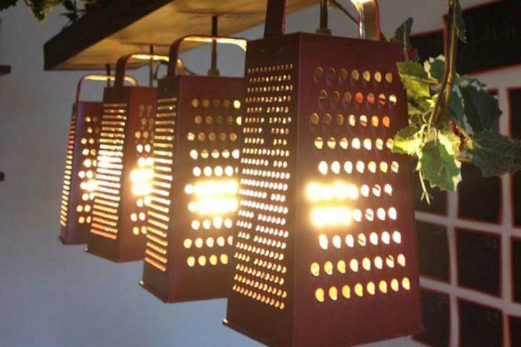 Plafond de bricolage à partir d'appareils de cuisine